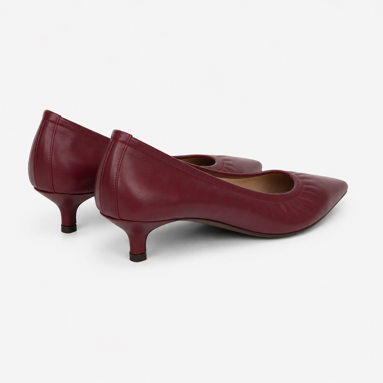 PRÉCOMMANDE - Escarpins Alice en cuir de veau souple Bordeaux. Livraison juin