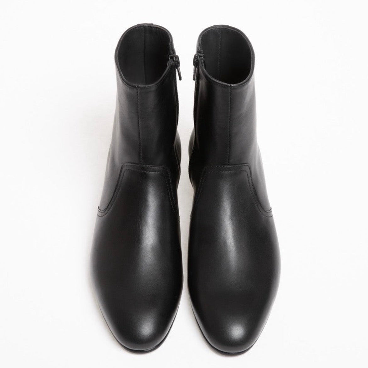 Bottine Jonathan en cuir de veau lisse noir