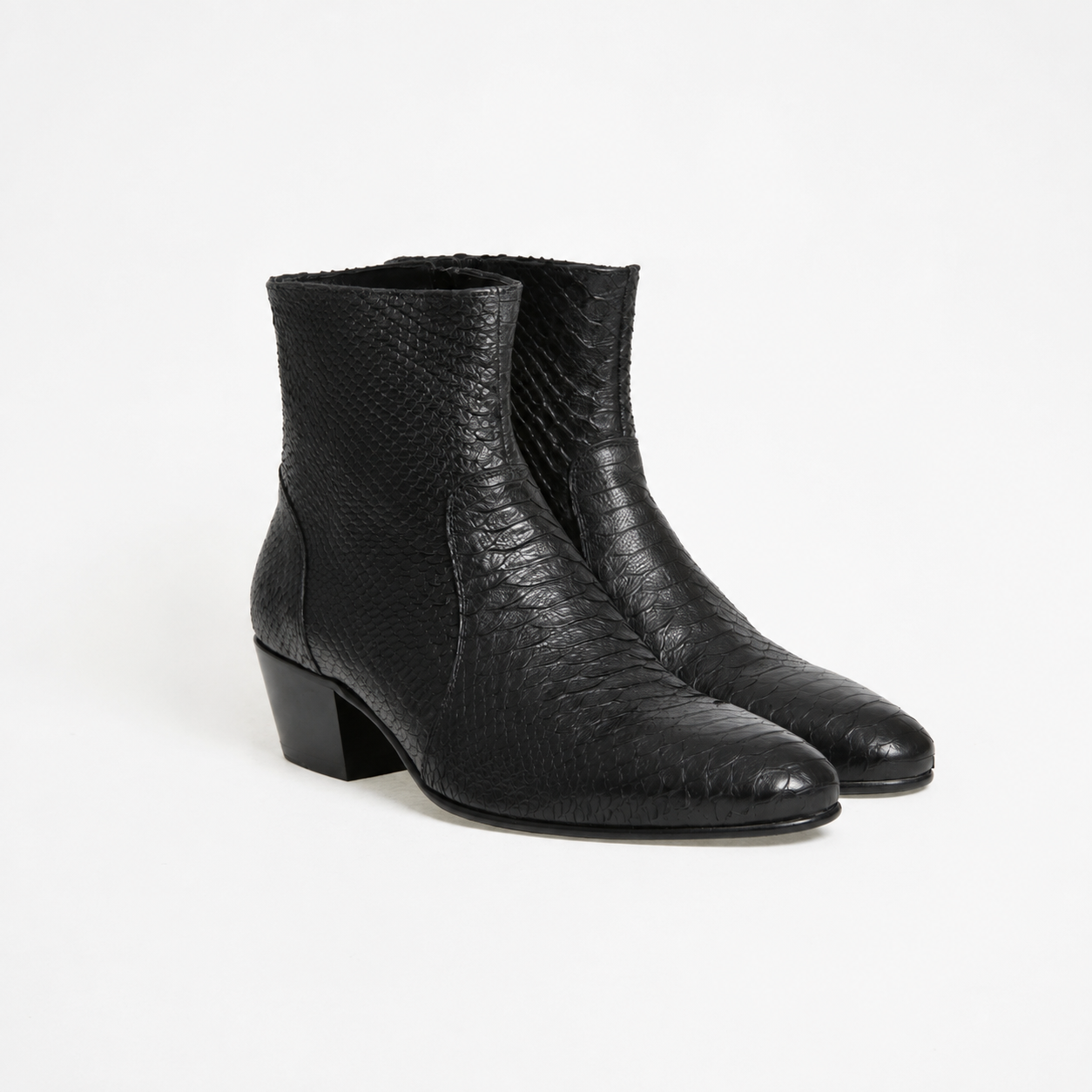 Bottine Mario en cuir embossé python noir