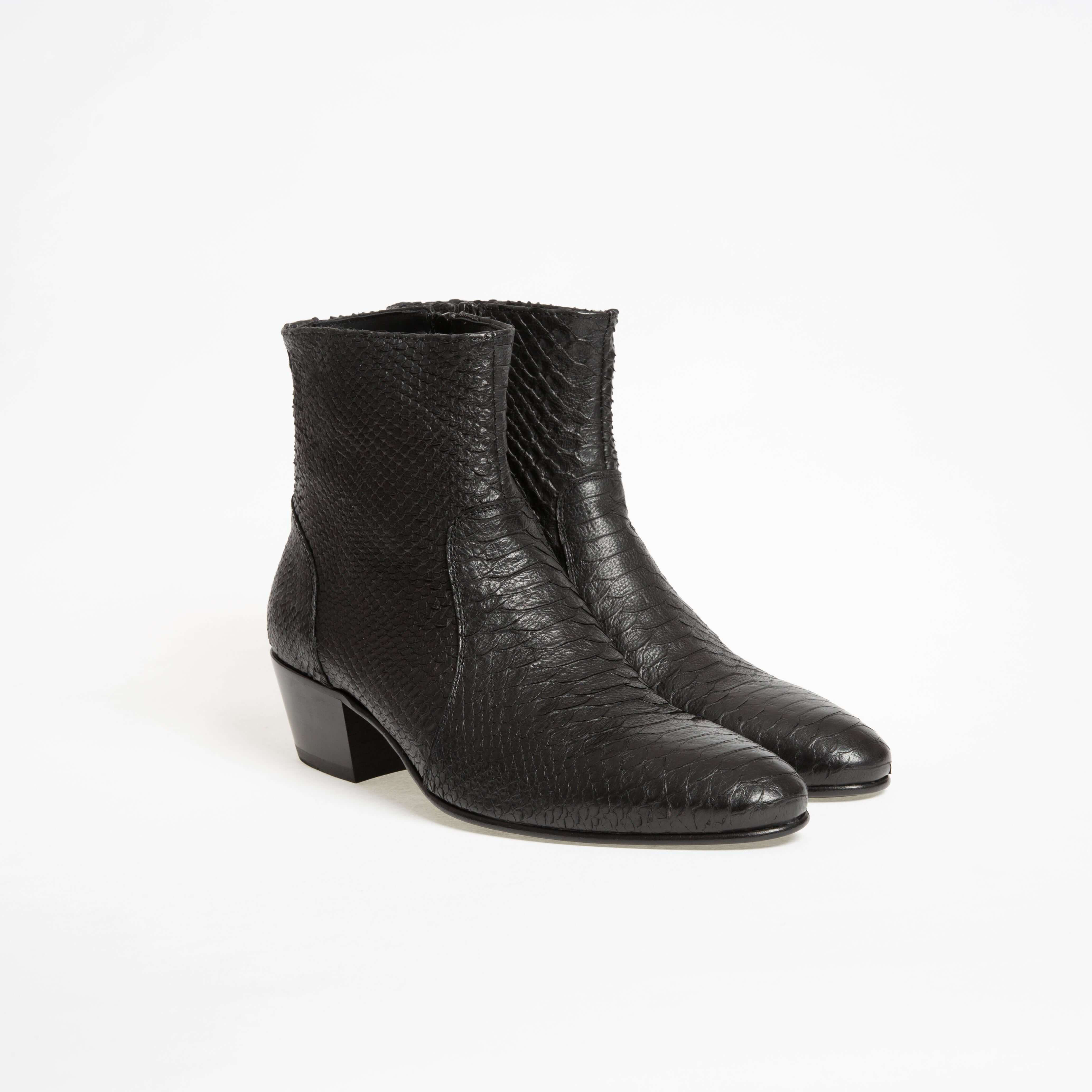 Bottine Mario en cuir embossé python noir