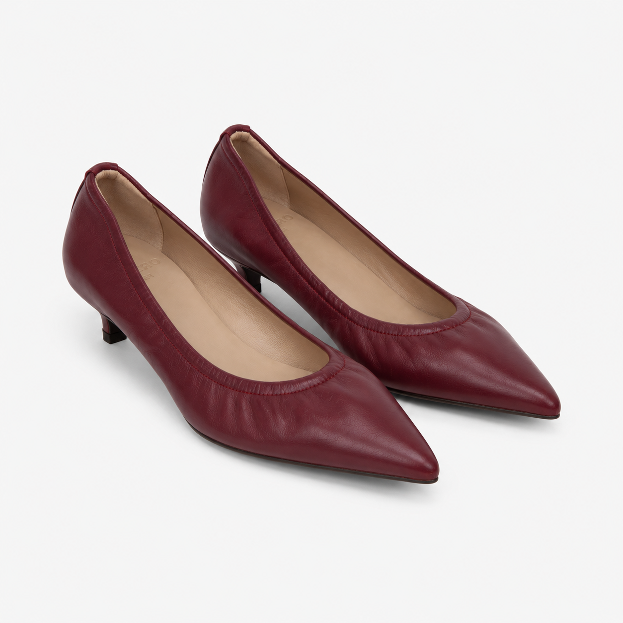 PRÉCOMMANDE - Escarpins Alice en cuir de veau souple Bordeaux. Livraison juin
