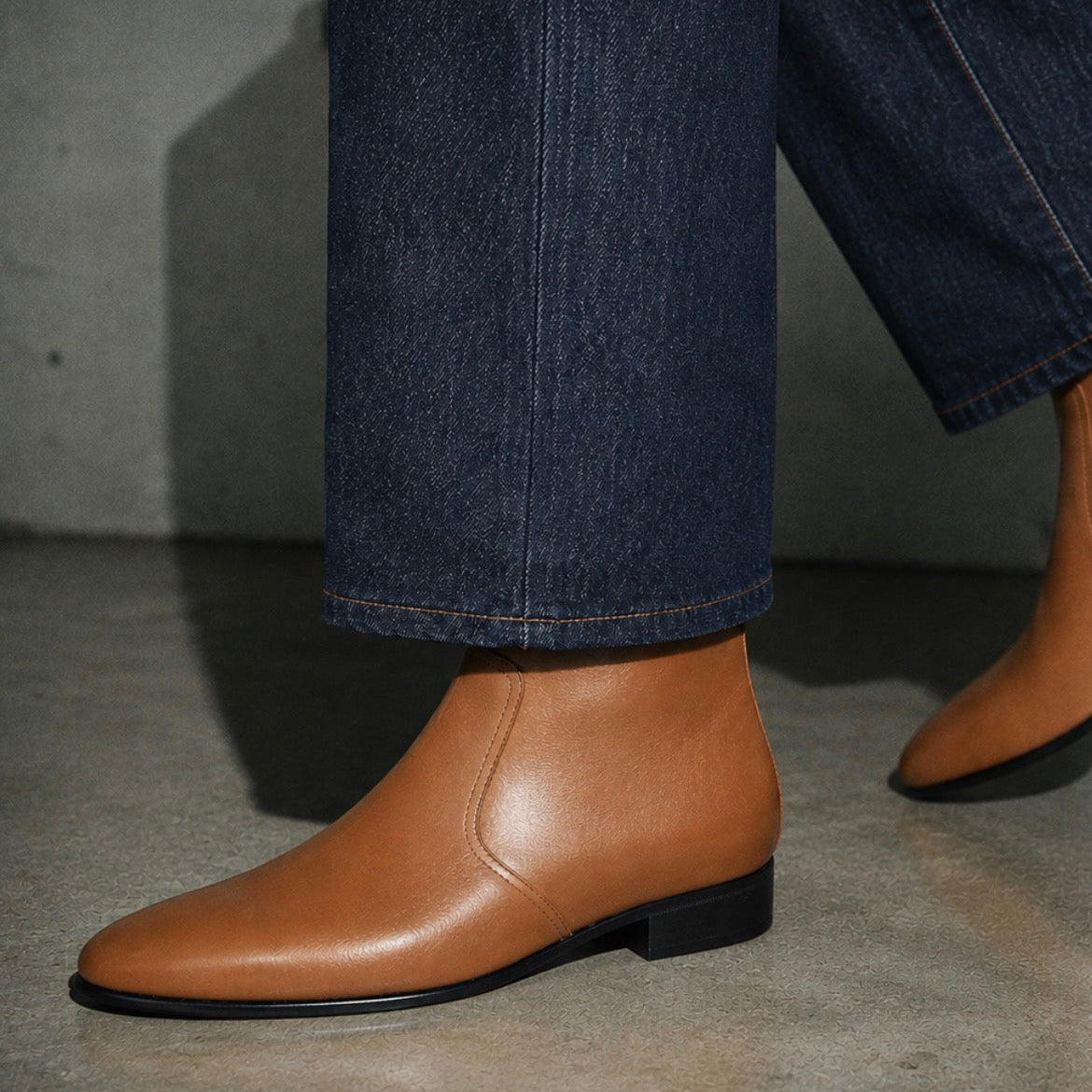 Bottine Jonathan en cuir de veau lisse camel