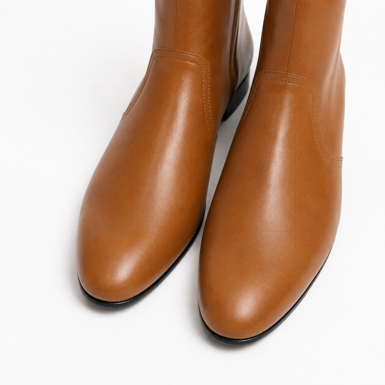 Bottine Jonathan en cuir de veau lisse camel