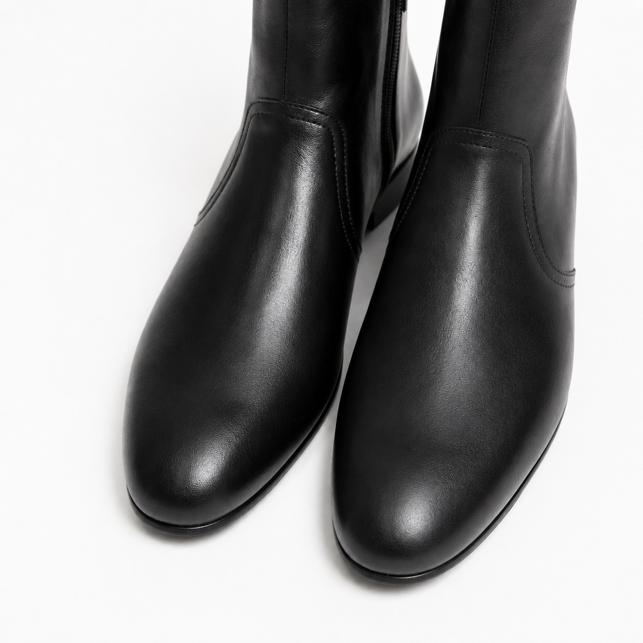 Bottine Jonathan en cuir de veau lisse noir