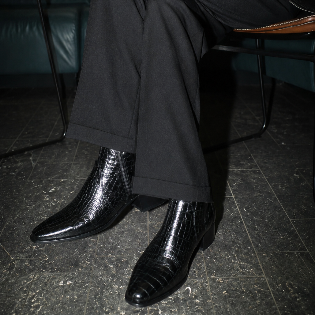 Bottine Mario en cuir embossé crocodile noir